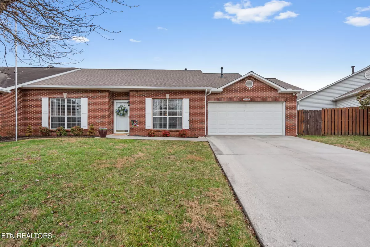 Knoxville, TN 37912,4500 Broadmeadow WAY