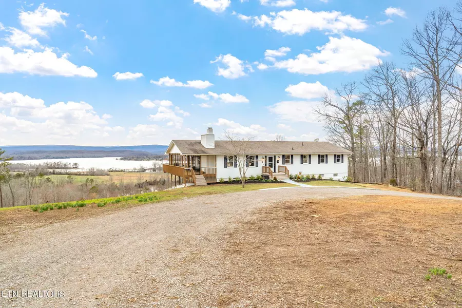 2533 River Rd, Kingston, TN 37763