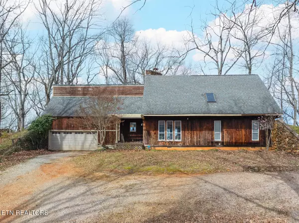 1313 Bays Mountain Rd, Knoxville, TN 37920