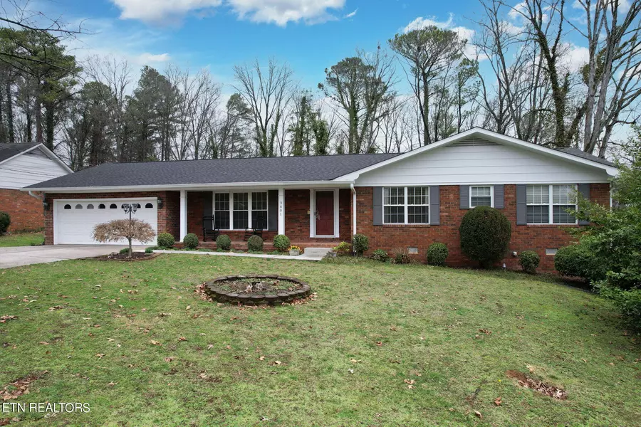 3801 Woodcrest CIR, Cleveland, TN 37312