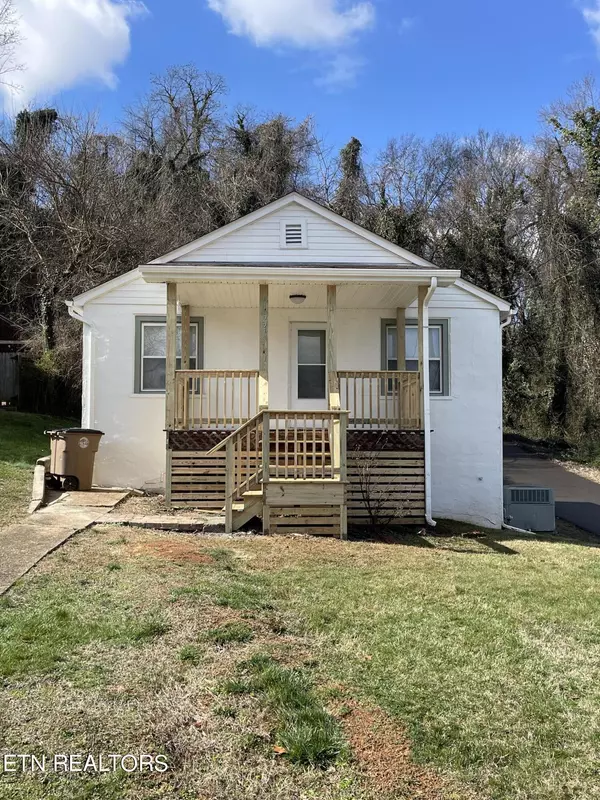 2219 Atchley St, Knoxville, TN 37920