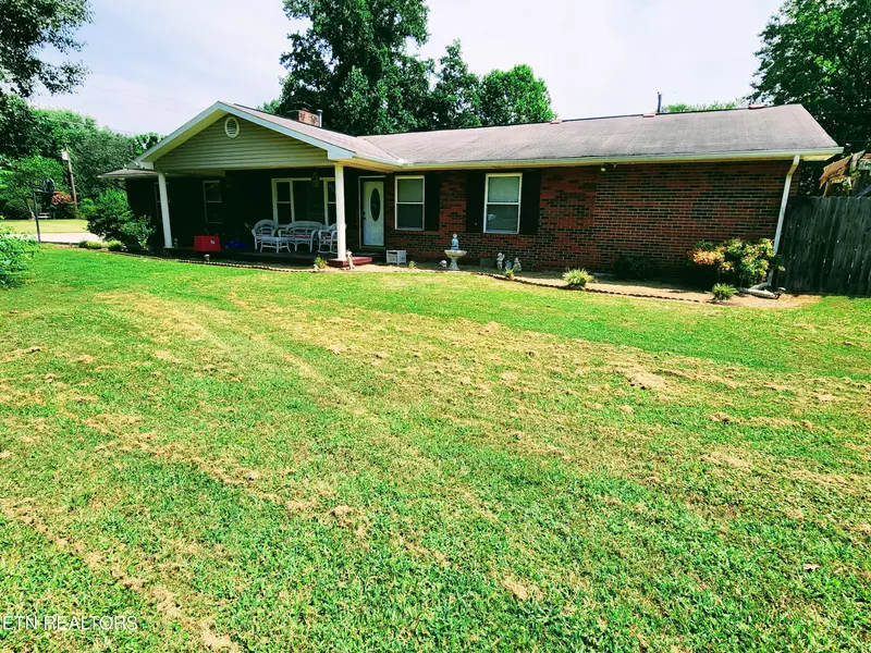 204 Walker Rd, Harriman, TN 37748