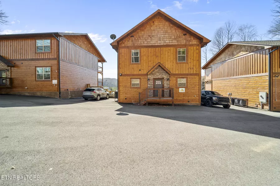 4508 Shangrila WAY, Sevierville, TN 37876