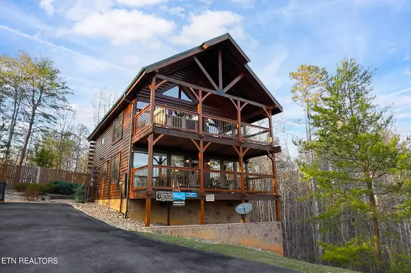 Sevierville, TN 37876,1435 Zachary Thomas LN