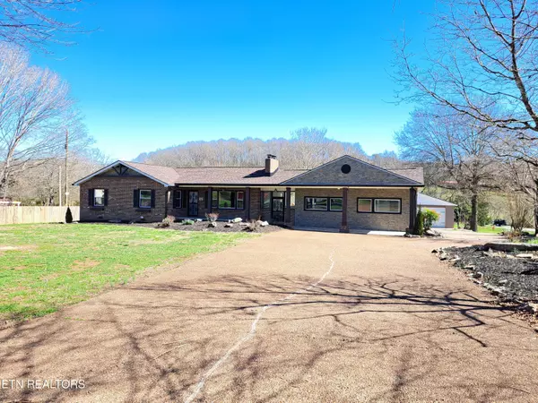 903 Ridgeview DR, Clinton, TN 37716