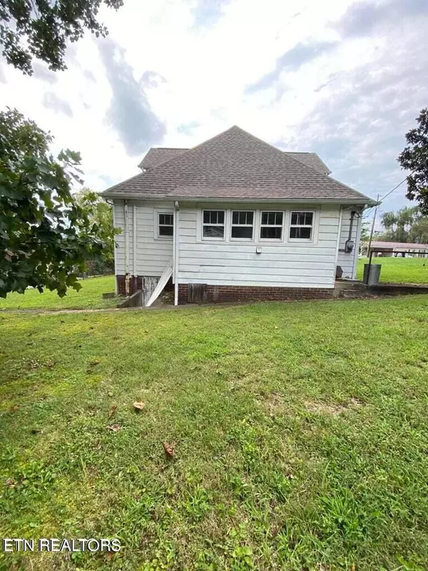 Jellico, TN 37762,510 Hall St