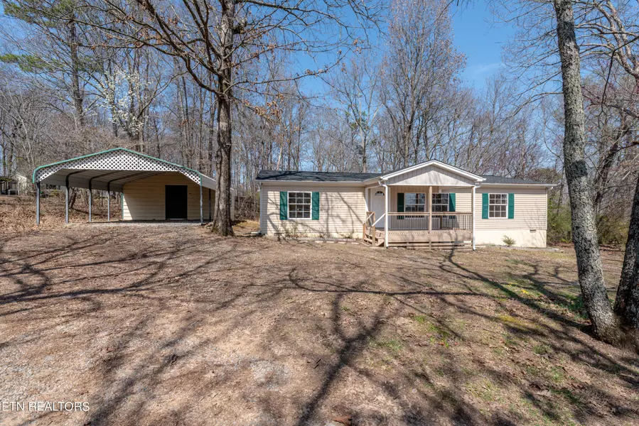 225 Meadows LN, Cleveland, TN 37312