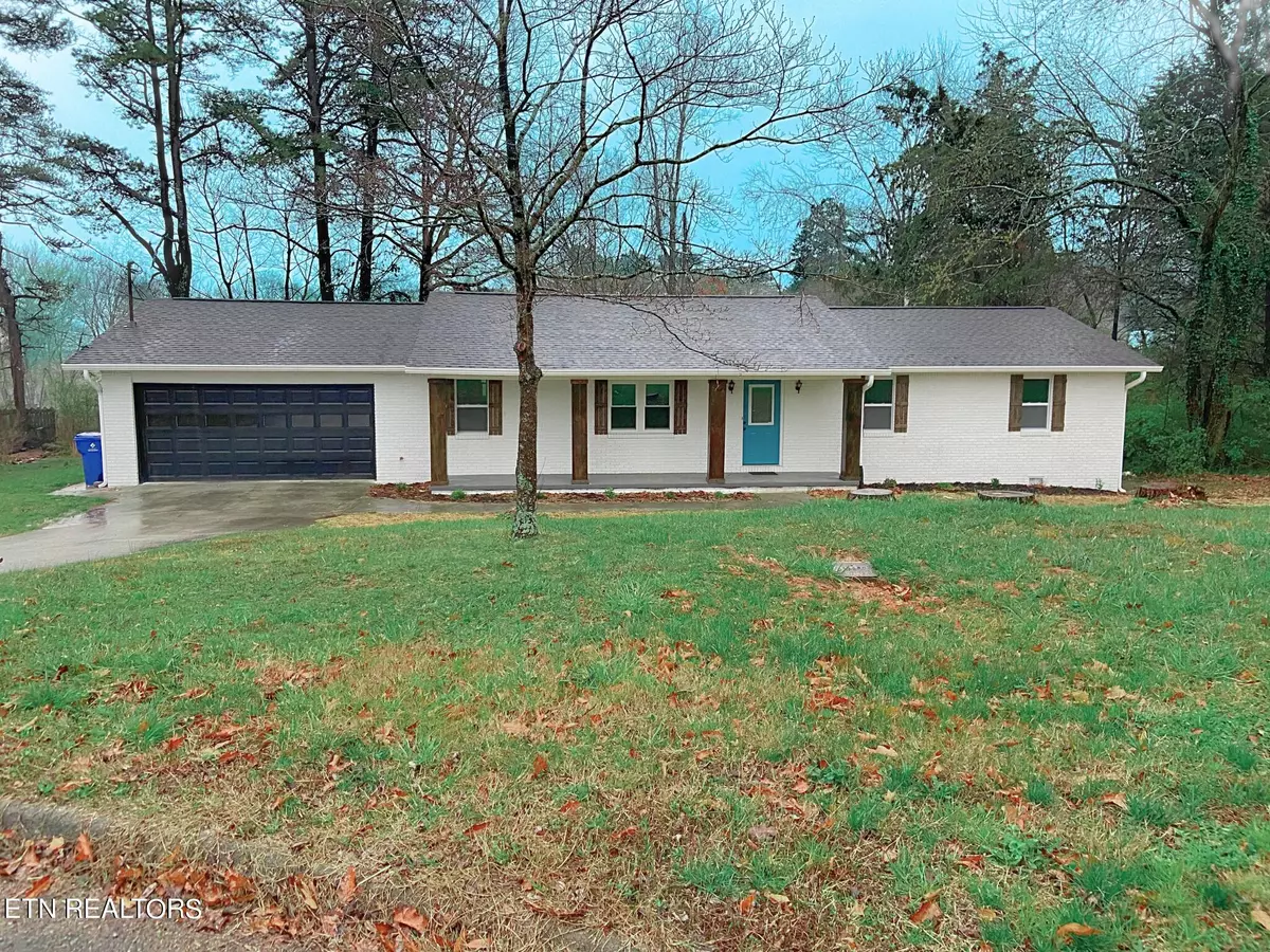 Knoxville, TN 37923,2001 Hickory Ridge CV