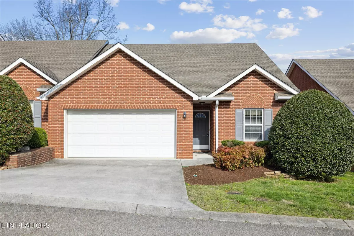 Knoxville, TN 37917,3255 Thomas Hill WAY