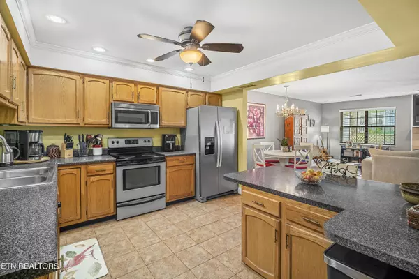 Knoxville, TN 37922,451 Amanda CIR