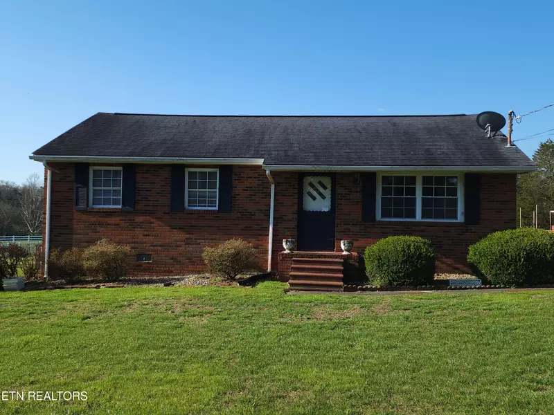 9110 Ruggles Ferry PIKE, Strawberry Plains, TN 37871