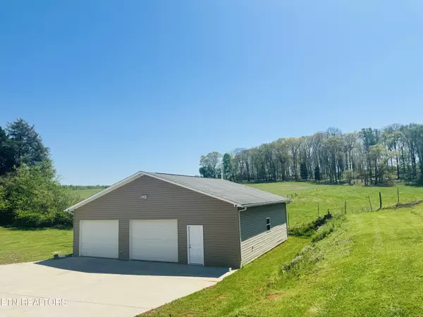 Loudon, TN 37774,212 Overlook DR