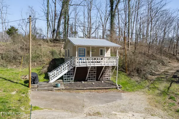 5641 Eastport Rd, Alpine, TN 38543