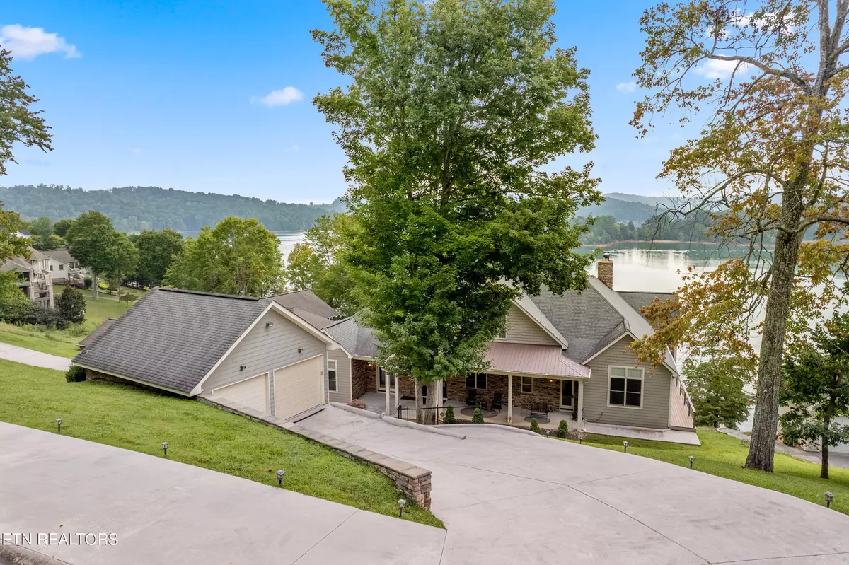 Lafollette, TN 37766,398 Norris Crest DR