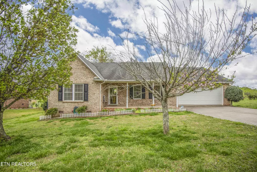 159 Mountain Crest LN, Greenback, TN 37742