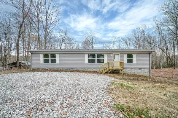 750 Maple Branch Rd,  Sparta,  TN 38583