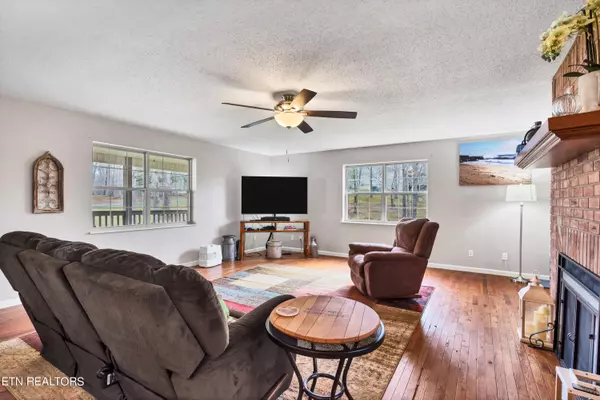 Oneida, TN 37841,165 Colditz Ln