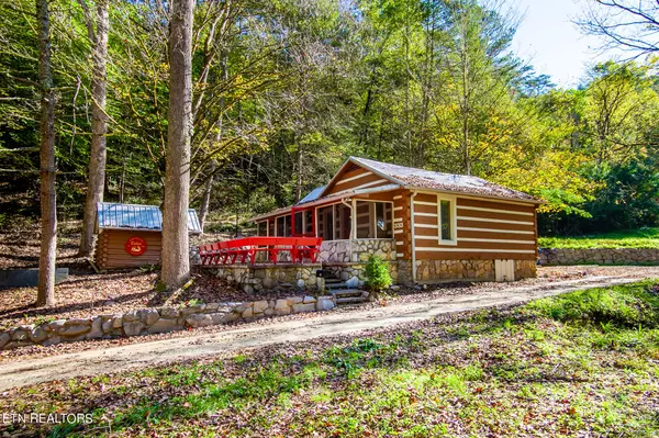 333 Black Mash Hollow Rd, Townsend, TN 37882