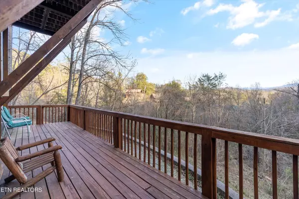 Sevierville, TN 37876,1726 Bassett WAY