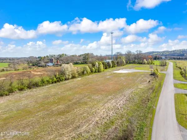 Sweetwater, TN 37874,5.4 Acres - Murrays Chapel Rd