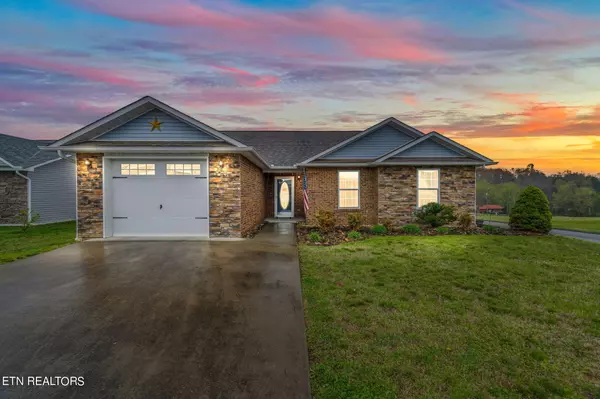 1224 Avery LN, Sevierville, TN 37862