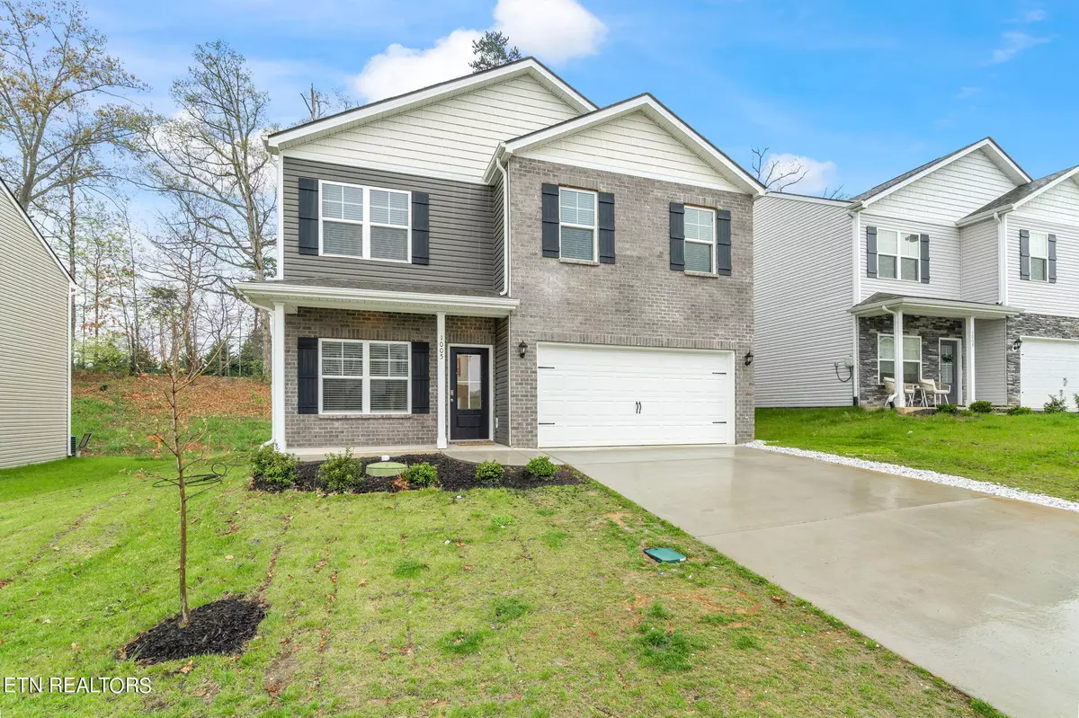 Knoxville, TN 37932,1005 Curly Top LN