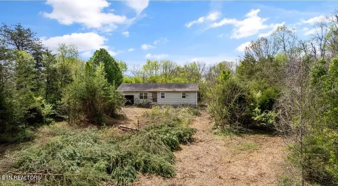 239 Cedar Grove Rd, Madisonville, TN 37354