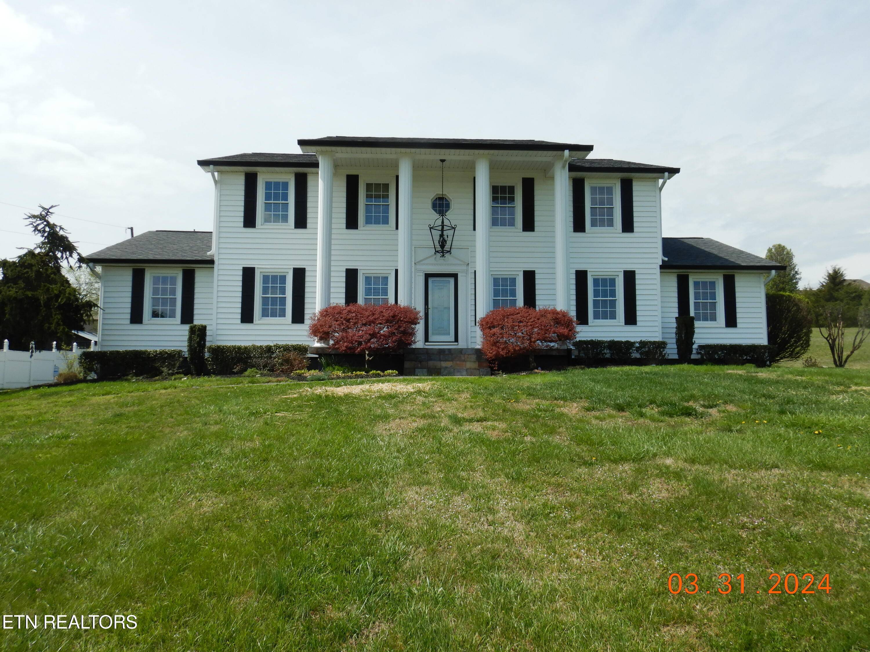 321 McFee Rd, Farragut, TN 37934