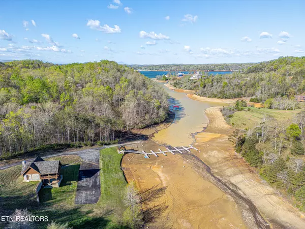 Dandridge, TN 37725,Stone Cove Way