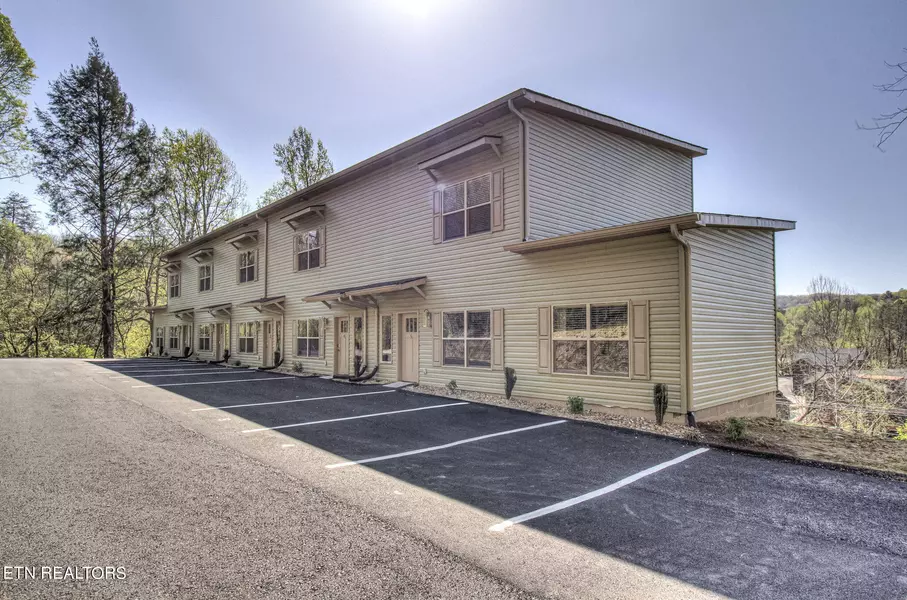 849 Morton DR #UNIT #3, Gatlinburg, TN 37738