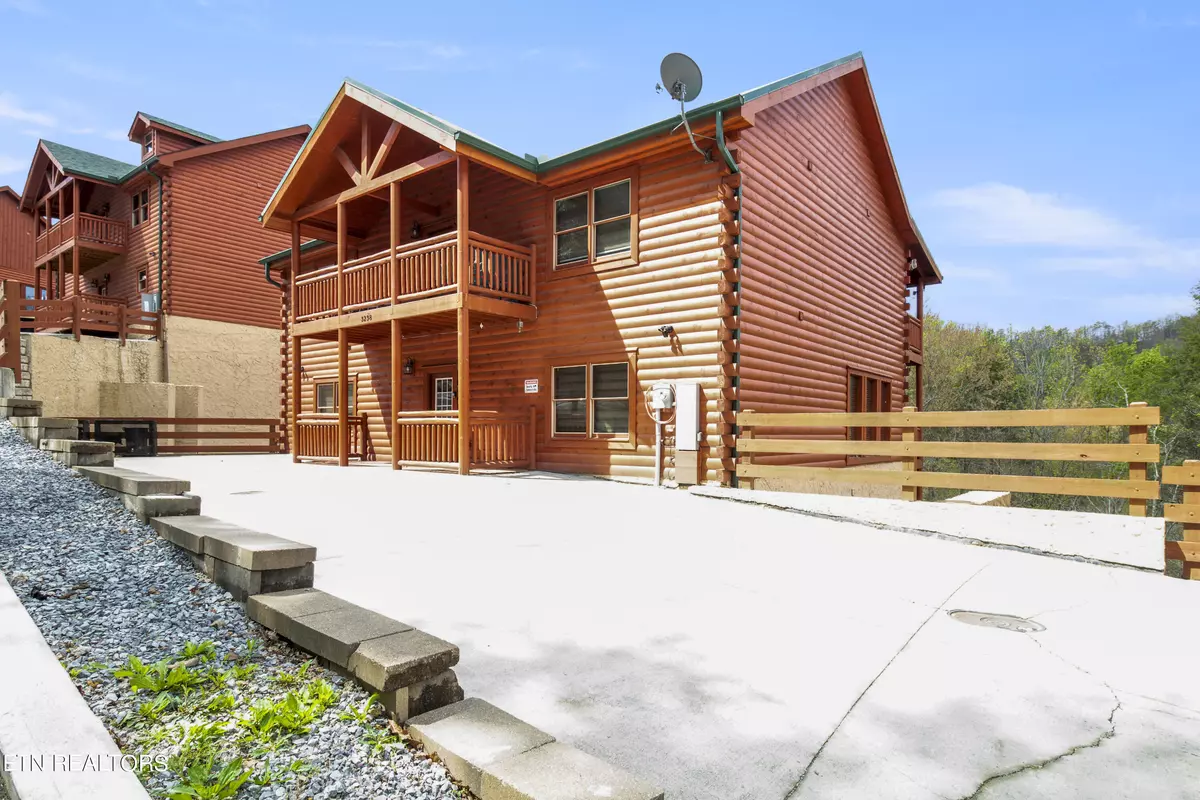 Sevierville, TN 37862,3238 Smoky Ridge WAY