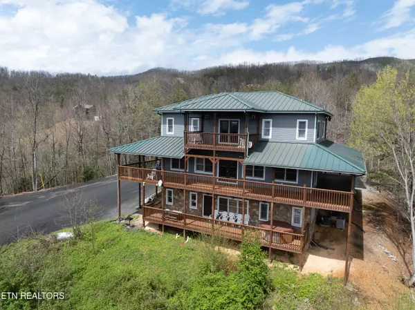 Gatlinburg, TN 37738,510 Wildflower Ridge Rd