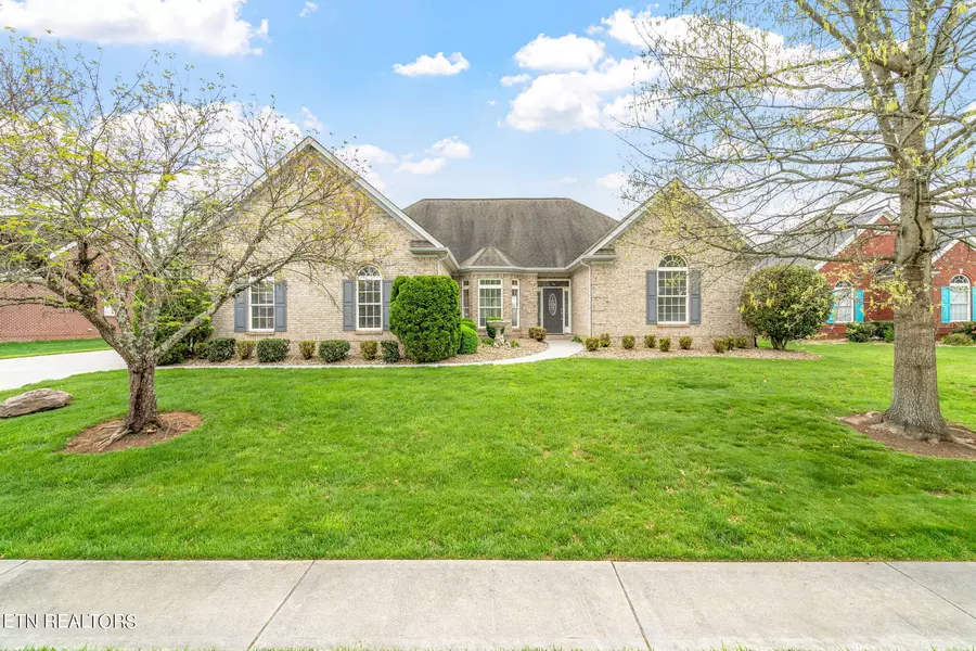 476 Leeward WAY, Lenoir City, TN 37772