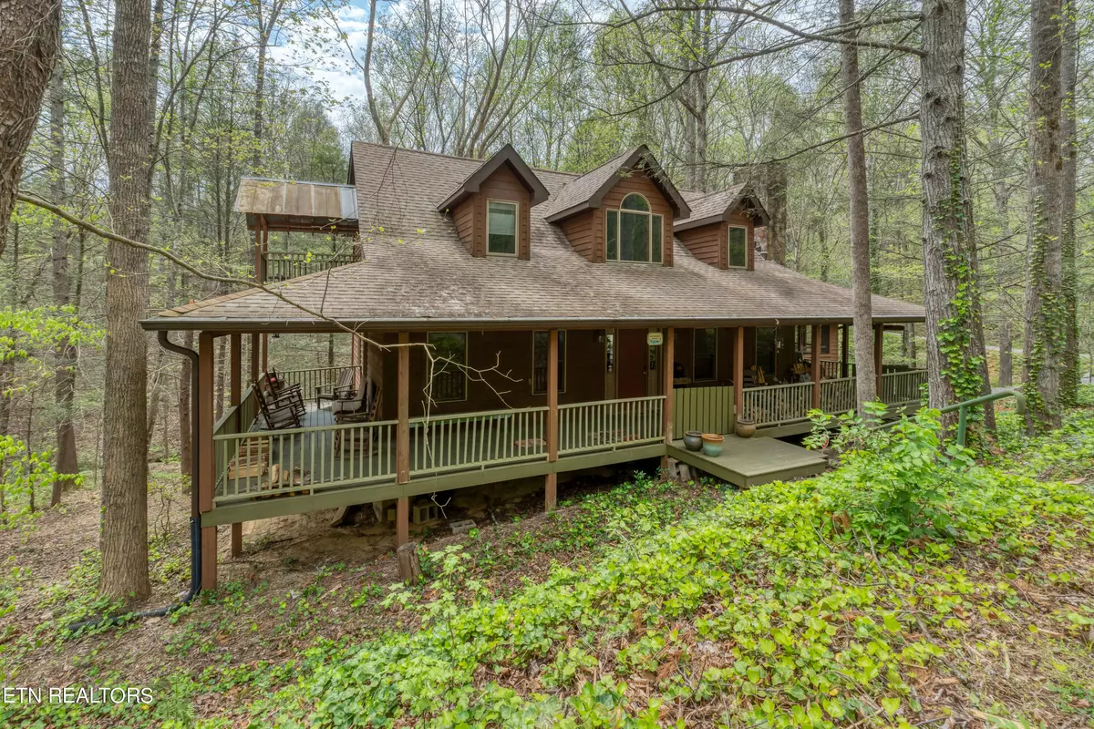 Townsend, TN 37882,133 Mountain Loft Rd