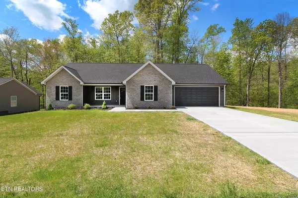 271 Covenant LN, Maynardville, TN 37807