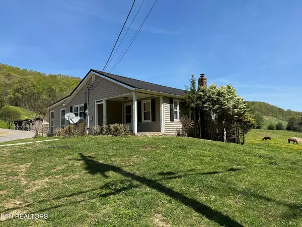 Washburn, TN 37888,3427 Tater Valley Rd