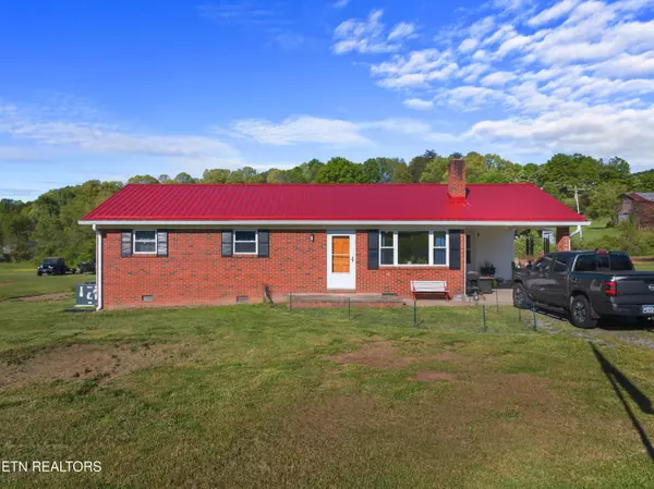 303 Morgan DR, Rogersville, TN 37857