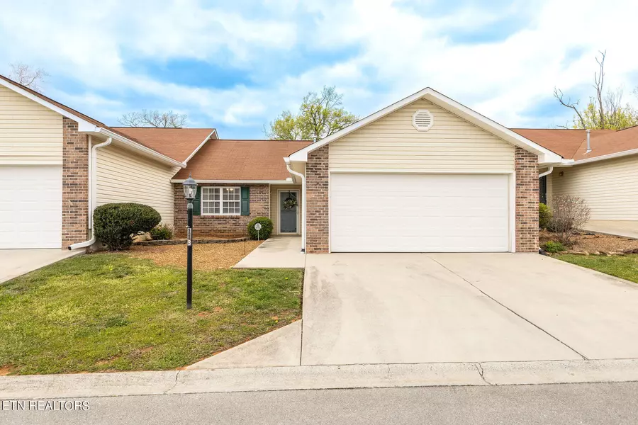 113 Hightower LN, Lenoir City, TN 37771