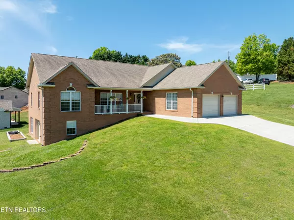 Maryville, TN 37803,121 Autumn View DR