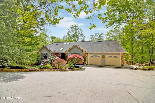 12 Lakeridge TER, Fairfield Glade, TN 38558