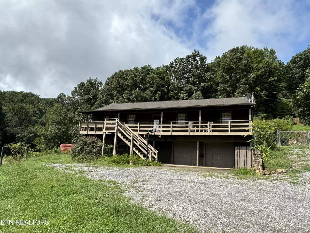 Lenoir City, TN 37771,151 Scenic View LN