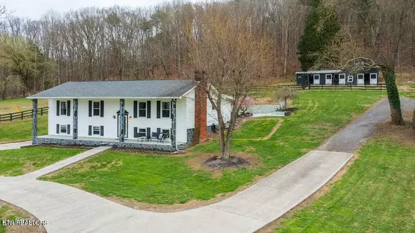 236 Strader Rd, Powell, TN 37849