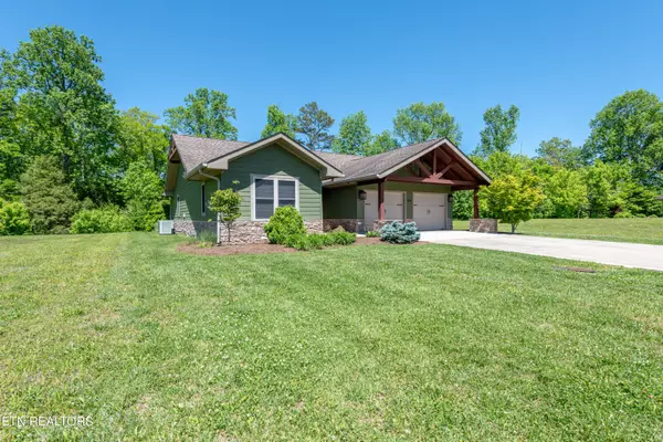 318 Shooting Star LOOP, Townsend, TN 37882