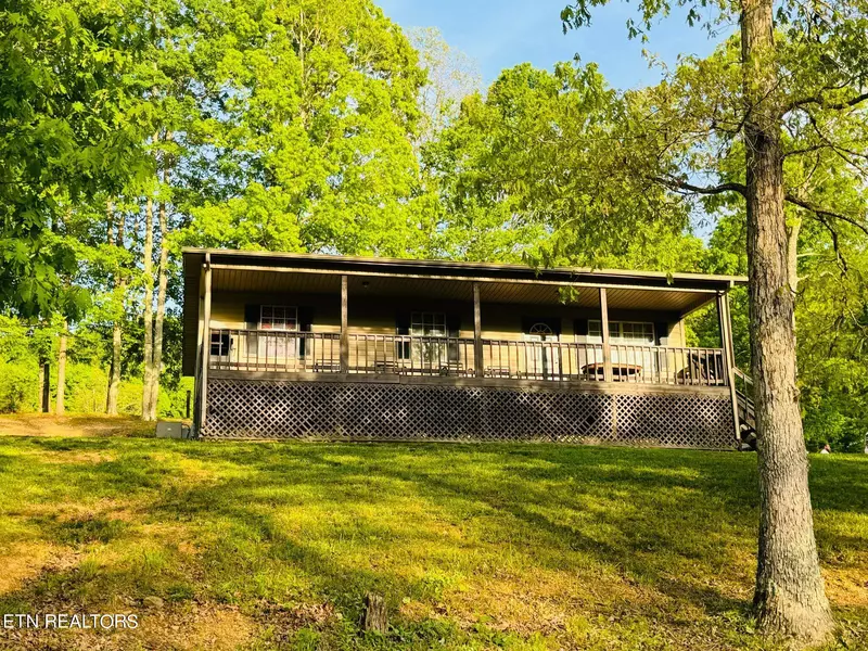 1446 Alderville Rd, Winfield, TN 37892