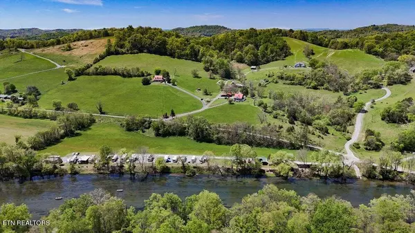 Elizabethton, TN 37643,149 Meredith Valley LN
