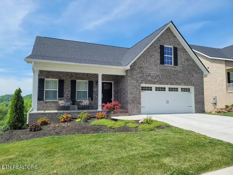 573 Timberline DR, Lenoir City, TN 37772