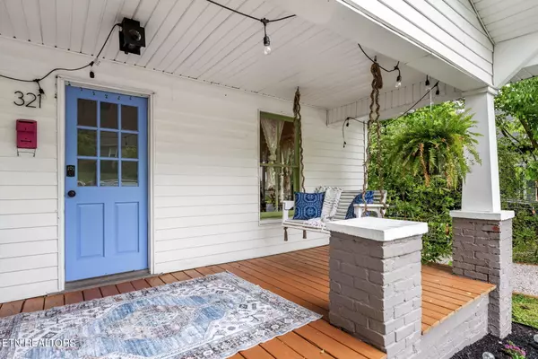 Knoxville, TN 37917,321 Columbia Ave