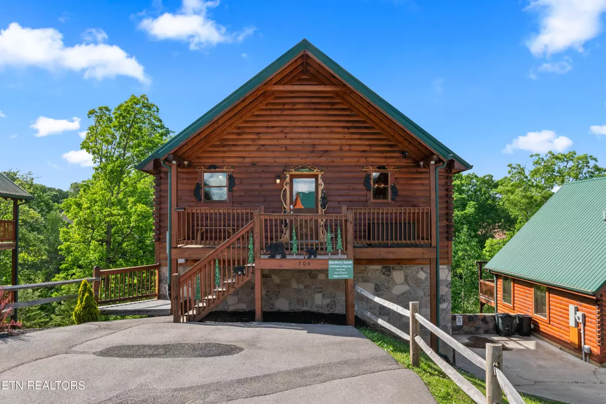 Pigeon Forge, TN 37863,704 Blueberry Ridge Way