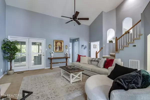 Knoxville, TN 37923,8613 Cypress Lake DR