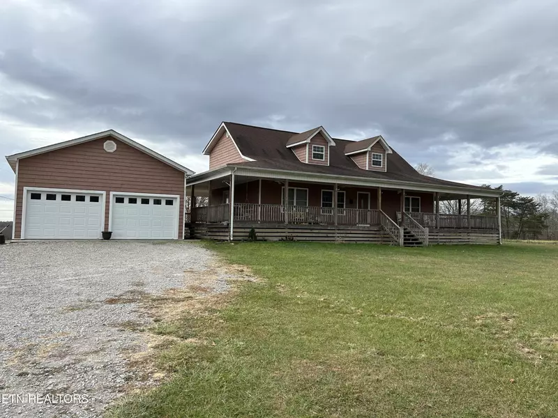 3560 Stockton Rd, Jamestown, TN 38556